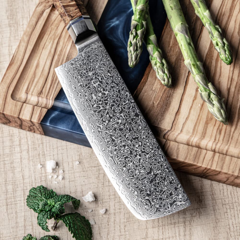 Nakiri nůž z damaškové oceli SaKuRo Blue 17,8 cm