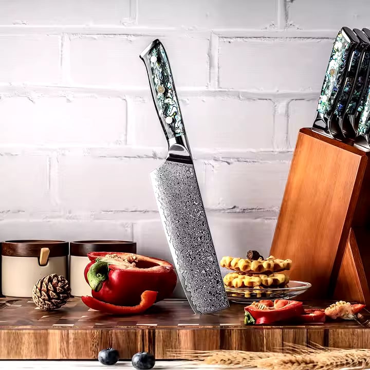 Nakiri nůž z damaškové oceli SaKuRo Ocean Shell 16,5 cm
